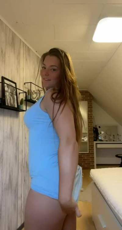 Should I wear this underwear when you come over?