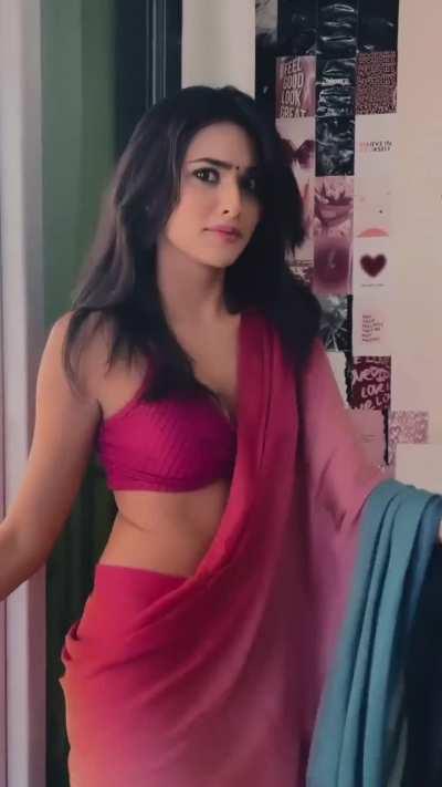 Bas ek aisi biwi dila de bhagwan toh zindagi mein aish hi aish. Mein toh roz gaand marunga iski doesn't matter her consent. (Slut's name is Sanchi Rai)