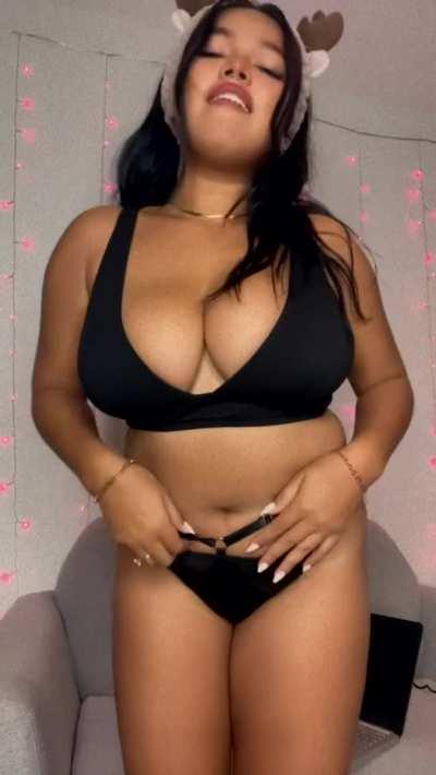 a little Sunday evening dance for my guys in here 😇