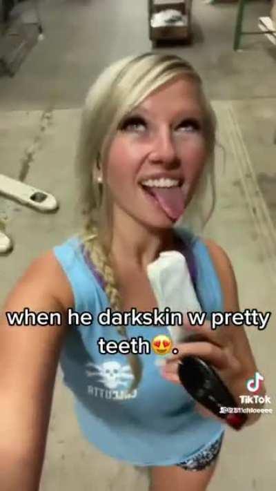 GORGEOUS👸🏼Blonde Loves 🍫