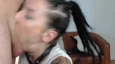 She is a human (throat) fuck machine