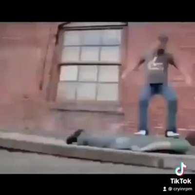 Daz usando a Frigo como tabla para carrear el extensible