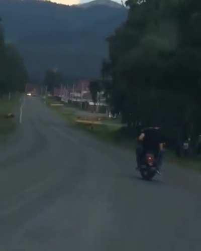 Drunk moped riders crash. The party responsible for the crash flees the scene.