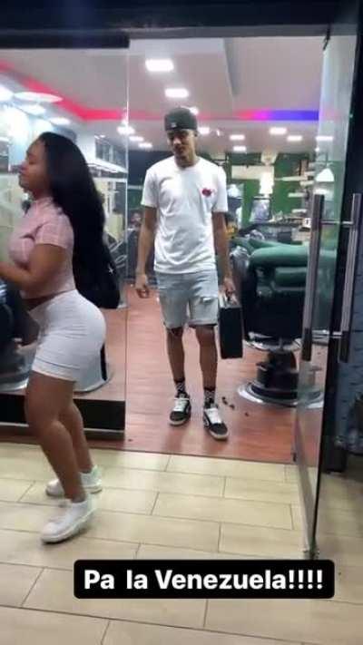 Should’ve tapped 🍑