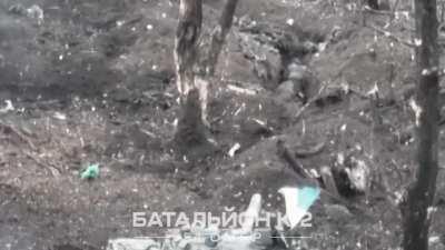 Ukrainian tank destroying russian trench at close range