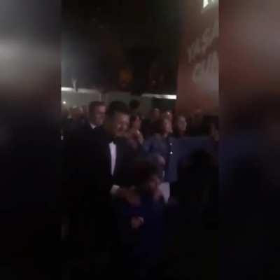 Ekrem başkan müzik yasağına kadar eğleniyor