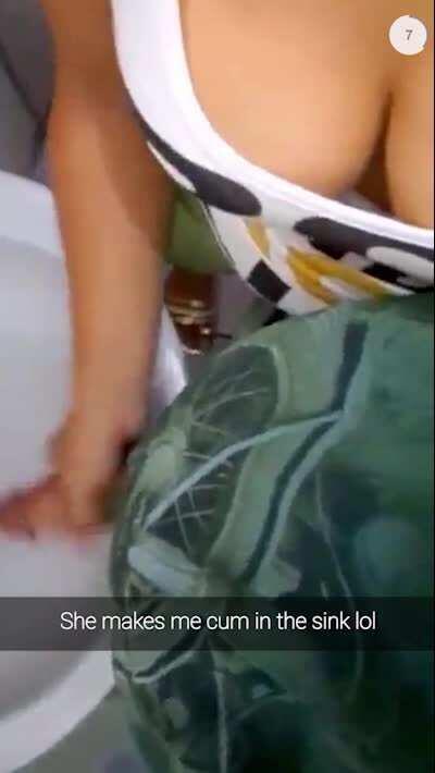 Mom's bedtime handjobs