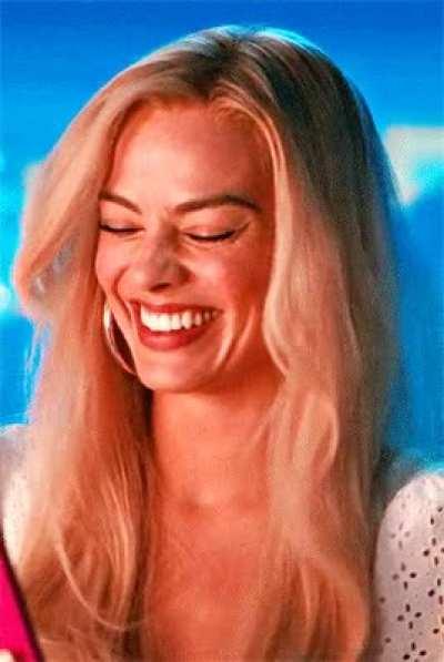 Margot Robbie after seeing your simp comments