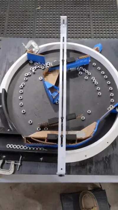 The way this machine arranges nuts.