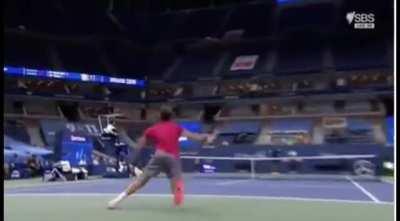 Idk why but i like angry 2020 Thiem 👋🏼🤬🤚🏼 😂