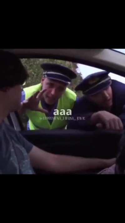 Best engl*sh speakers in balkan