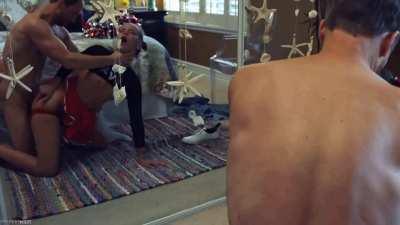 Pretty cheerleader loves when daddy comes to pick her up