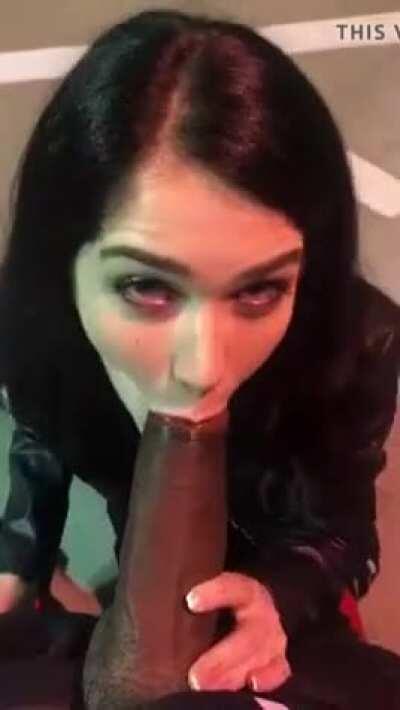 Office parking lot blowjob from hot colleague during night shift