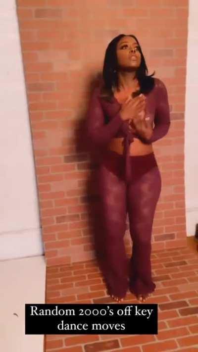 RacquelMills - Video #1535