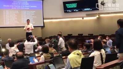 Video of Democrat Ted Hui being carried out of conference chamber by security during House Committee meeting chaos today. [Stand News]