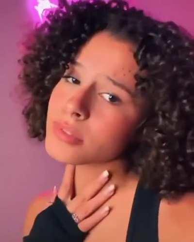 Gabriella Saraivah @gabriellasaraivah 