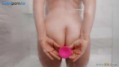 Codi Vore Shower w/dildo