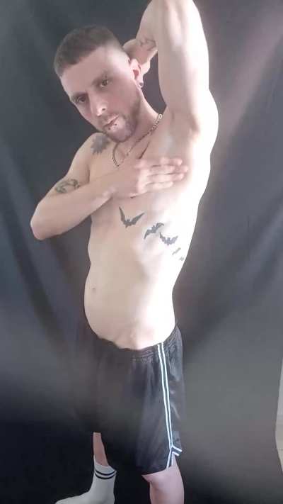 You will become so addicted to my armpits that you're gonna beg to see them everyday