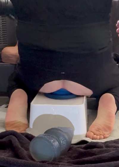 I give my slut hole what it wants.