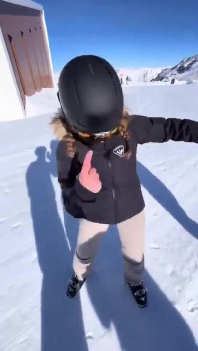 O importante é todo mundo aparecer no vídeo.