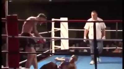 Easily the most brutal head kick I’ve ever seen