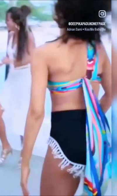 Deepika ass