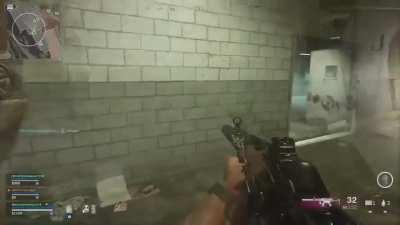 Undeniable proof that auto aim when stunned is OP and extremely busted. This guy should have killed me.