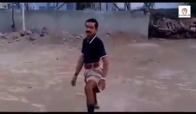 RSS guy warming up to go to Israel to fight Hamas