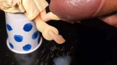 Support this Community ♥ / Figures Giveaways ♥