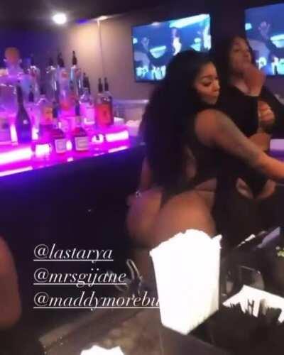 My favorite bartenders Maddy and Lastarya