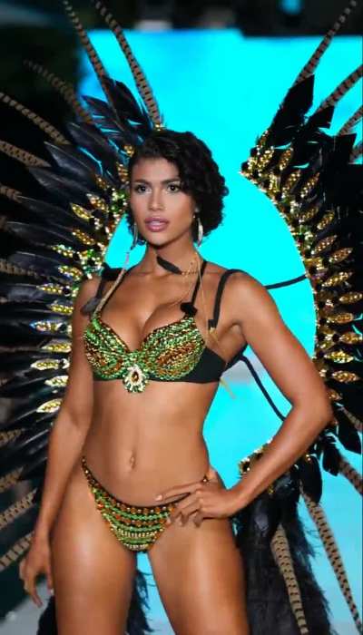 Yillian Atkinson - Olivia London Swim, Miami 2024