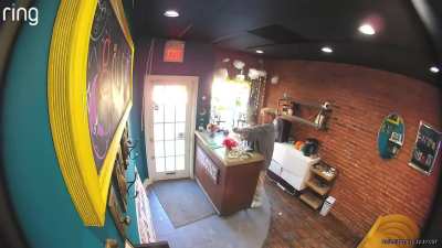 Hairdresser meltdown at work