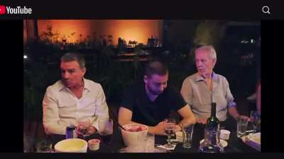 Gracias a este empresaurio, dueño de Aluar y Fate, pagamos las cubiertas 3 veces mas para que su inviable fábrica no desaparezca en un instante.