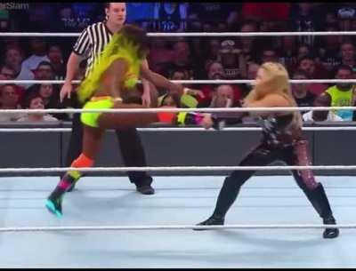 Naomi splits
