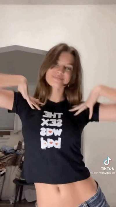 Sienna Raine Schmidt