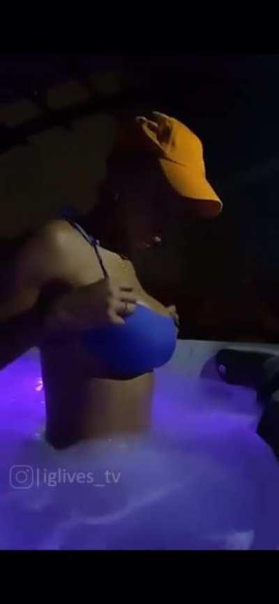Hot tub live ( kinda mid ). Lmk top 3 sex positions on her