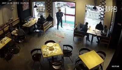 Also r/watchpeopledieinside lol