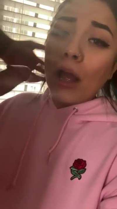 I think I may be addicted to giving blowjobs