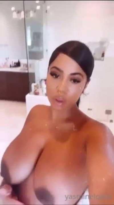 HERE YALL GO I GOT thousands of other girls for free just dm me