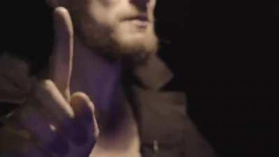 Тут белый гетеросексуальный мужчина подъехал. И выкатил контр-аргументы всей этой лево-либеральной сволоте, которая пудрит людям мозги. Накипело у человека. Так что, не поленитесь, досмотрите до конца.