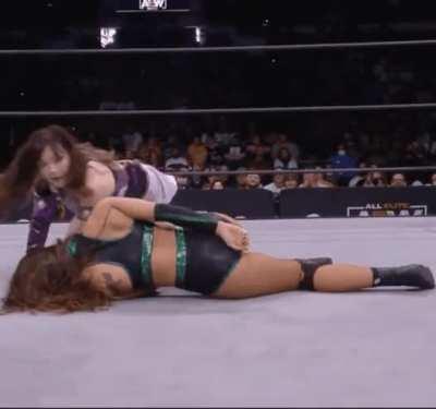 Ashley D'amboise getting pinned again and again. Hot and absolutely pathetic. She can't beat anyone.🤯🤯