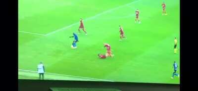Lukaku funny dive vs Roma