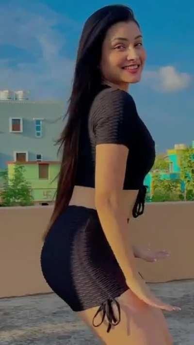 Insta:Namrata parija🤤