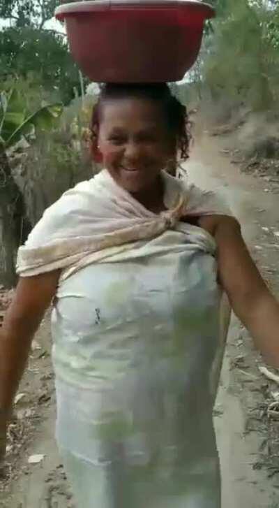 Quem disse que não vai ter desfile de carnaval??