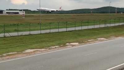 President Xi Jinping’s B747-8 at KUL