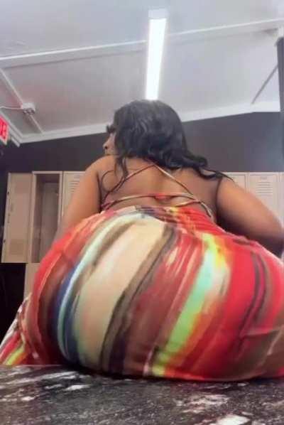 🆂ummer 🅰️nn Tease 1