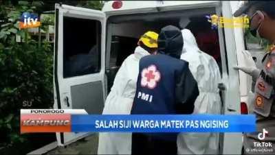 Video in Boso Jowo: Man died while taking a shit