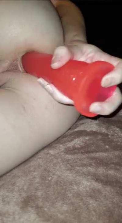 Do you like my grippy hole ☺