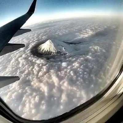 Cool cloud system around Mount Fuji