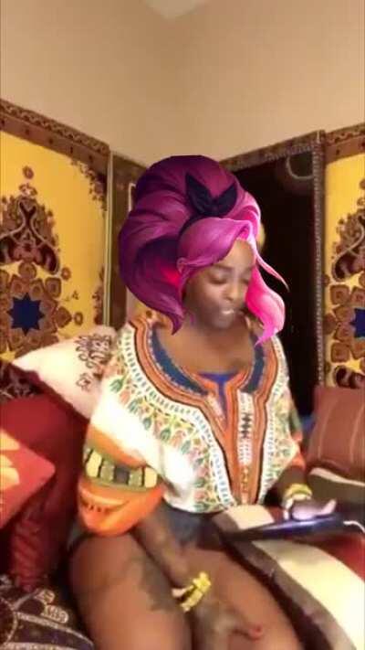 This how ya'll horny f words sound like fantasizing about Sett's Needlessly Large Rod 🍆🍆